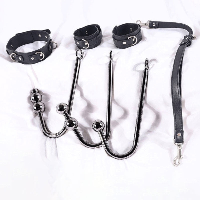 SM Leather Restraint Collar Set
